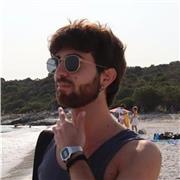 Tecnico di laboratorio biomedico, laureato 110/110 e lode impartisce lezioni di biochimica, chimica e biologia